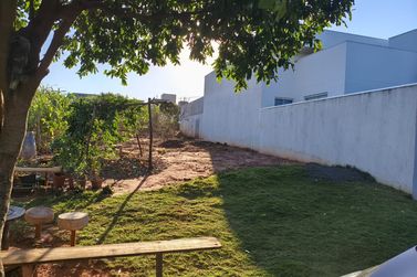 Terreno &agrave; venda - 240m&sup2; - Parque Residencial Metropolitano