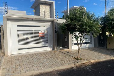 Casa &agrave; venda - 68m&sup2; - Jardim San Martim