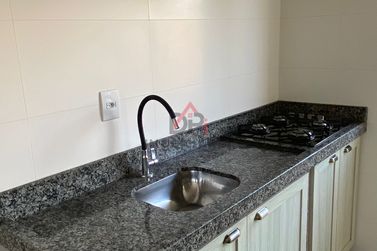 Apartamento &agrave; venda - 70m&sup2; - Centro