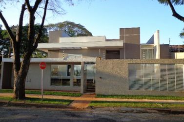 Casa &agrave; venda - 150m&sup2; - Zona 2