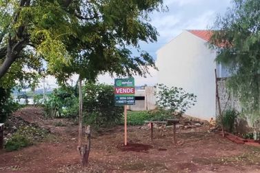 Terreno &agrave; venda - 229m&sup2; - Jardim Real