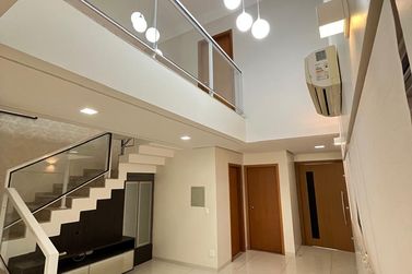 Sobrado &agrave; venda - 262m&sup2; - Zona II