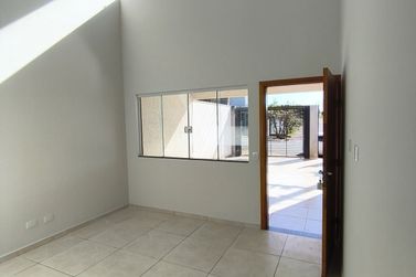 Casa &agrave; venda - 98m&sup2; - Jardim Yoshi