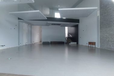 Apartamento para alugar - 336m&sup2; - Zona I