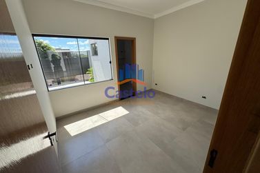 Casa &agrave; venda - 58m&sup2; - JARDIM DAS CEREJEIRAS