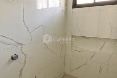 Casa &agrave; venda - 185m&sup2; - Condom&iacute;nio Jardins de Versailles