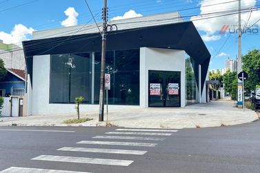 Sal&atilde;o Comercial para alugar - 270m&sup2; - Zona II