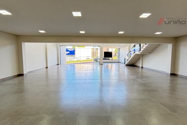 Sal&atilde;o Comercial para alugar - 358m&sup2; - Parque Residencial da G&aacute;vea