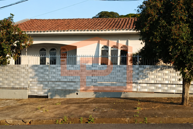 Casa &agrave; venda - 99m&sup2; - Zona VII