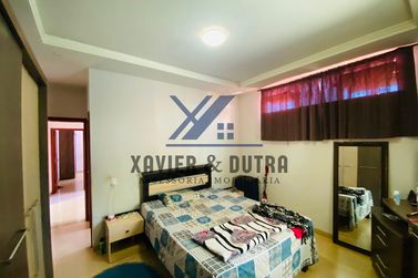 Casa &agrave; venda - 191m&sup2; - Pra&ccedil;a 7 de Setembro, Zona 05