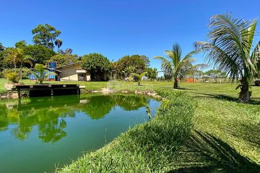 Ch&aacute;cara &agrave; venda - 160m&sup2; - Jardim Pac&iacute;fico