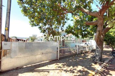 Casa &agrave; venda - 121m&sup2; - Centro