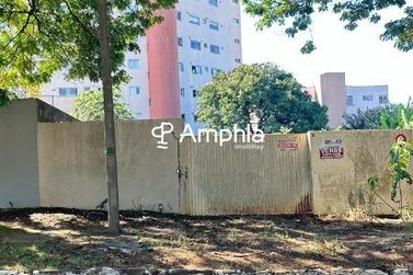 Terreno &agrave; venda - 1000m&sup2; - Jardim La Salle