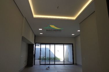 Casa &agrave; venda - 200m&sup2; - CONDOM&Iacute;NIO JARDIM VERSAILLES
