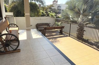 Casa &agrave; venda - 170m&sup2; - Zona III