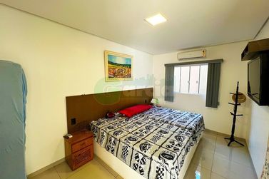 Casa &agrave; venda - 330m&sup2; - .