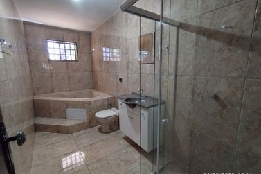 Casa &agrave; venda - Zona III