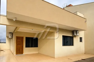 Casa &agrave; venda - 90m&sup2; - Zona III