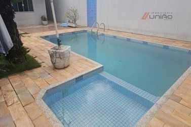 Casa &agrave; venda - 292m&sup2; - Zona III