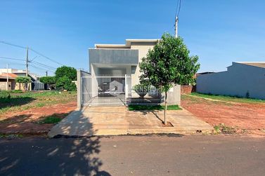 Casa &agrave; venda - 80m&sup2; - Parque Belo Monte