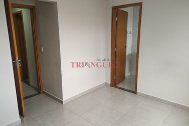 Casa para alugar - 107m&sup2; - CONJUNTO RESIDENCIAL OURO PRETO
