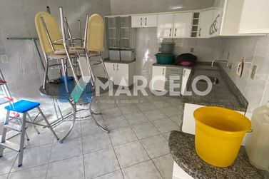 Sobrado para alugar - Zona II