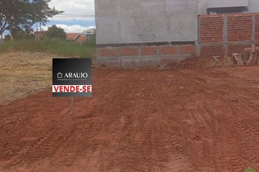 Casa &agrave; venda - 70m&sup2; - Jardim Ibis