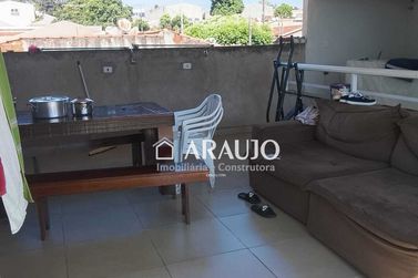 Sobrado &agrave; venda - 251m&sup2; - Jardim Kennedy