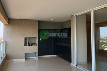 Apartamento &agrave; venda - 180m&sup2; - Zona III