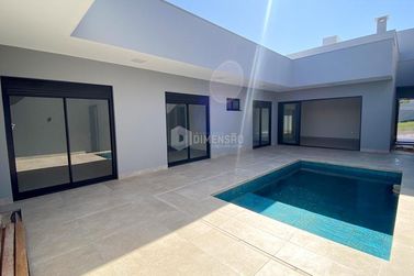 Casa &agrave; venda - 185m&sup2; - Condom&iacute;nio Jardins de Versailles