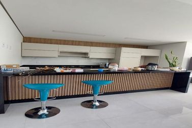 Sobrado &agrave; venda - Zona VII