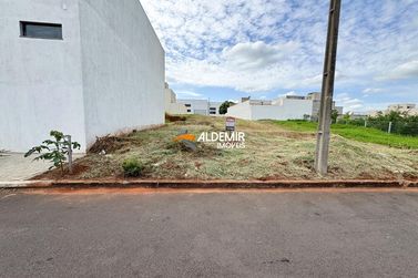 Terreno &agrave; venda - Parque Residencial da G&aacute;vea
