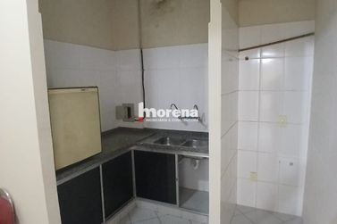 Sala Comercial para alugar - 140m&sup2; - Zona III