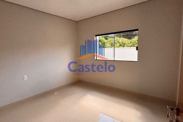 Casa &agrave; venda - 135m&sup2; - ZONA III