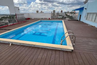 Apartamento &agrave; venda - 182m&sup2; - Centro