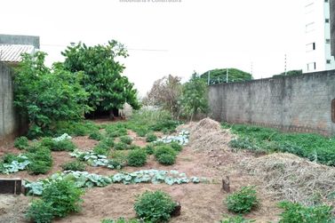 Terreno &agrave; venda - 330m&sup2; - Jardim S&atilde;o Jos&eacute;
