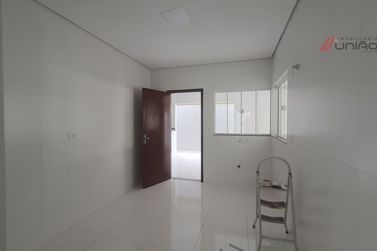 Casa para alugar - 108m&sup2; - Zona IV
