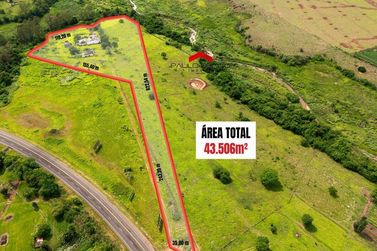 Ch&aacute;cara &agrave; venda - 43m&sup2; - Parque Industrial I