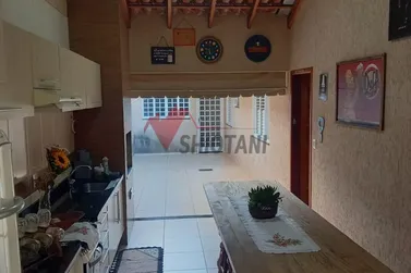 Casa &agrave; venda - Zona V