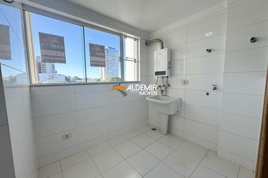 Apartamento &agrave; venda - 111m&sup2; - Zona 3