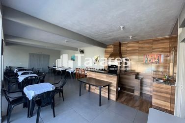 Casa &agrave; venda - 100m&sup2; - Parque Tarum&atilde;