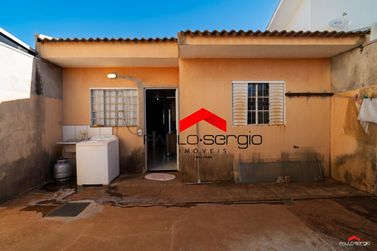 Casa &agrave; venda - 68m&sup2; - Parque Bandeirantes