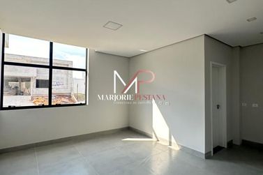 Casa &agrave; venda - 152m&sup2; - Avenida Paran&aacute;