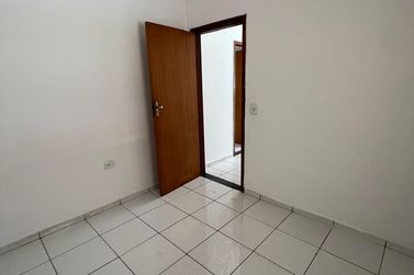 Casa para alugar - 80m&sup2; - Parque Bandeirantes