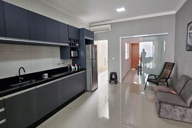 Casa &agrave; venda - 128m&sup2; - jardim Prad&oacute;polis