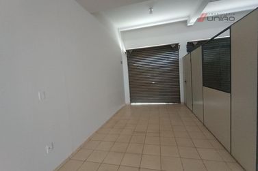 Sal&atilde;o Comercial para alugar - 87m&sup2; - Jardim Iguacu