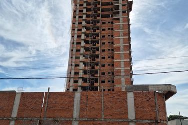 Apartamento &agrave; venda - 288m&sup2; - Av. Rotary