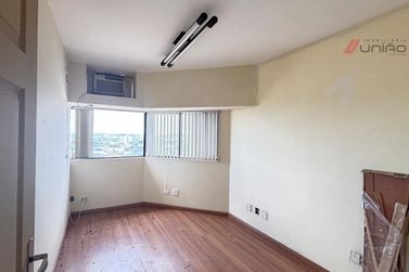Sal&atilde;o Comercial &agrave; venda - 53m&sup2; - Zona I