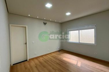 Casa &agrave; venda - Jardim Lisboa