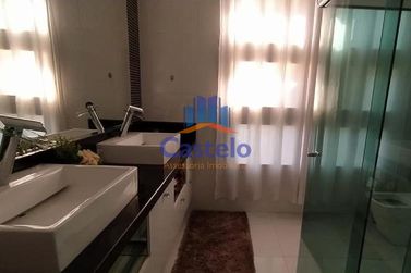 Casa &agrave; venda - 100m&sup2; - Parque Alto da Paran&aacute;